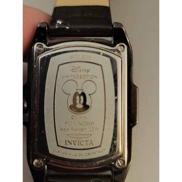 Disney Invicta Limited Edition model 25895 Mickey Mouse Watch - Picture 8 of 8